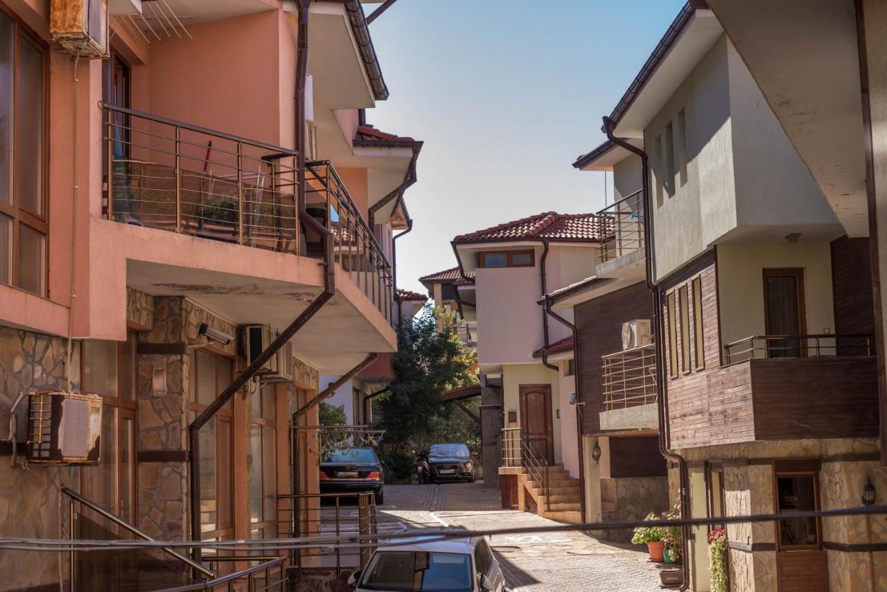Happy Holiday Sozopol Созополь Экстерьер фото